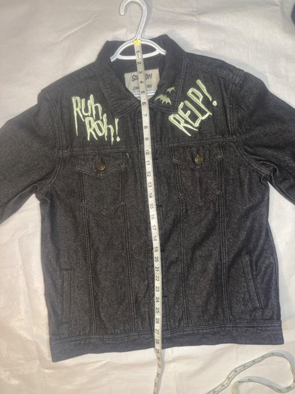 Cakeworthy Scooby-Doo Glow Denim Jacket featuring black corduroy material - Picture 4 of 16